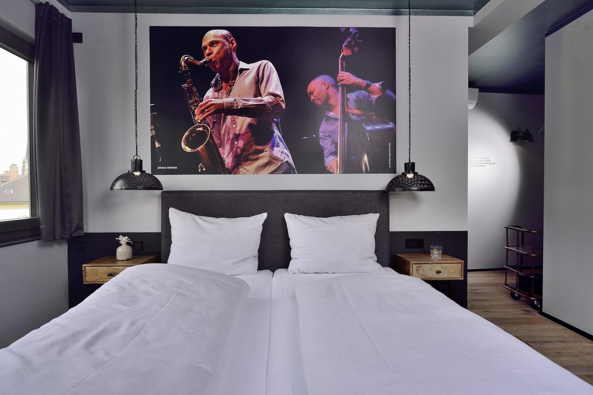 Staytion Urban Hotel